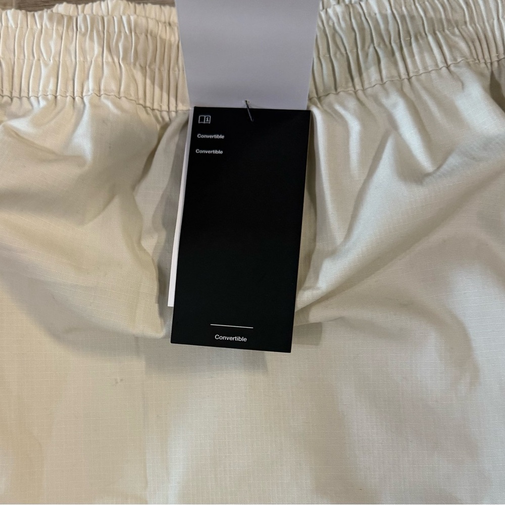 Nike Sportswear Essentials Mid-rise Convertible Cargo Maxi-Mini Skirt - Picture 10 of 15